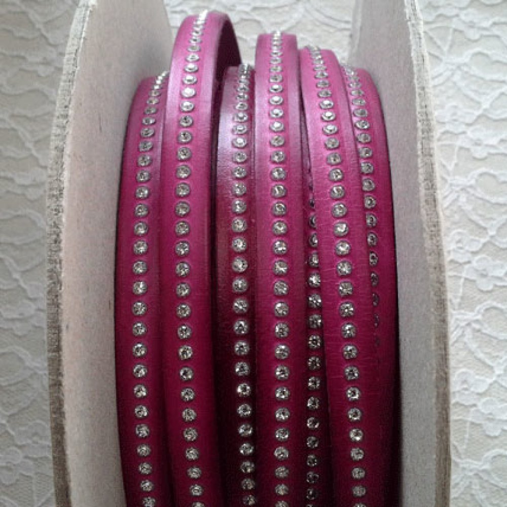 Couro DD-Fuxia 10 mm Strass Swarovski por 20 cm