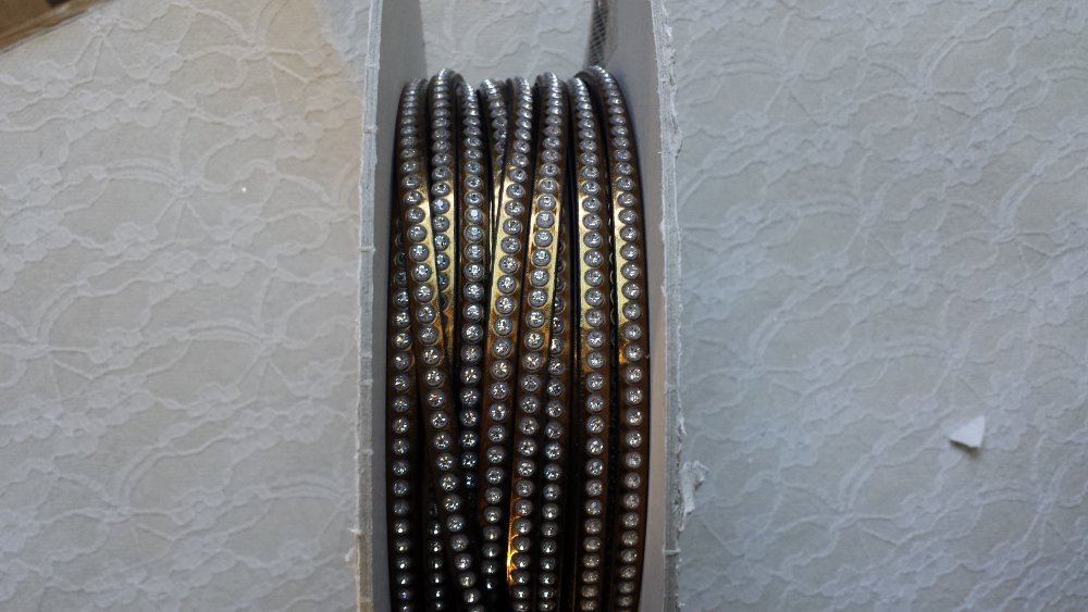 Espelho de bronze em couro 06 mm Strass Swarovski por 20 cm