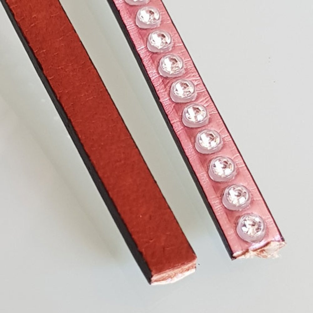 Espelho de couro Metal rosa 06 mm Strass Swarovski por 20 cm