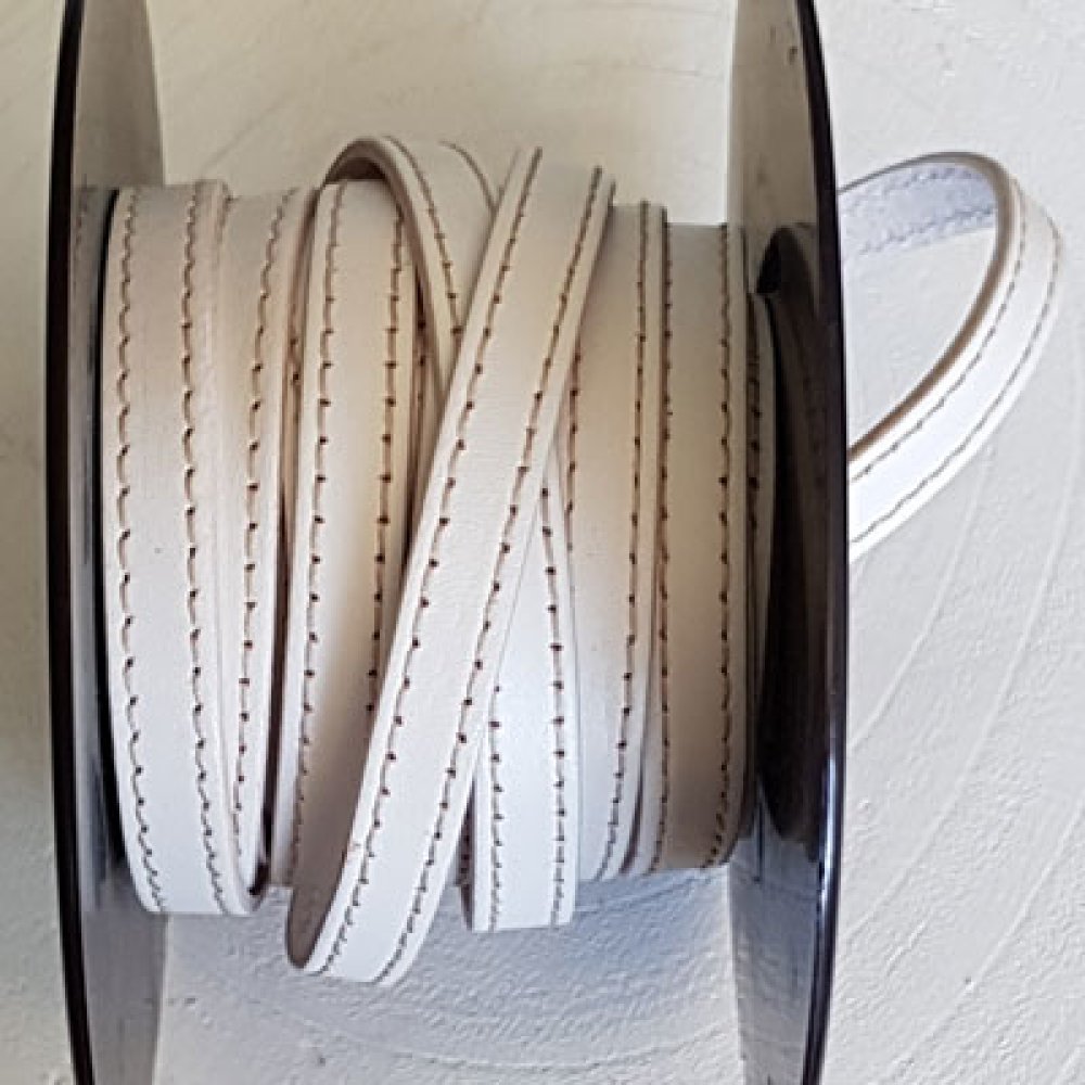 Couro de bezerro branco plano 10 mm por 20 cm Bege 2 linhas cosidas