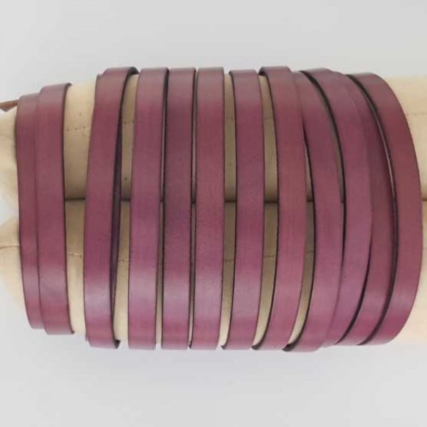 Couro plano Ameixa 10 mm por 20 cm Liso