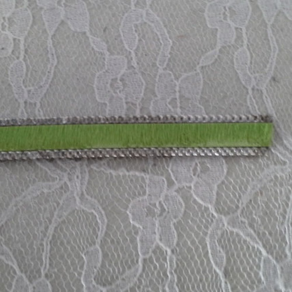 Anis Verde Flat Couro de bezerro 10 mm por 20 cm pele e corrente