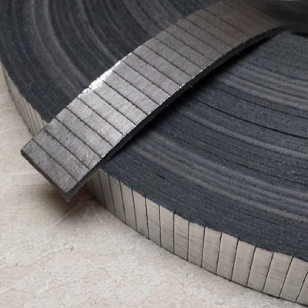 Couro rectangular prateado 20 mm por 20 cm