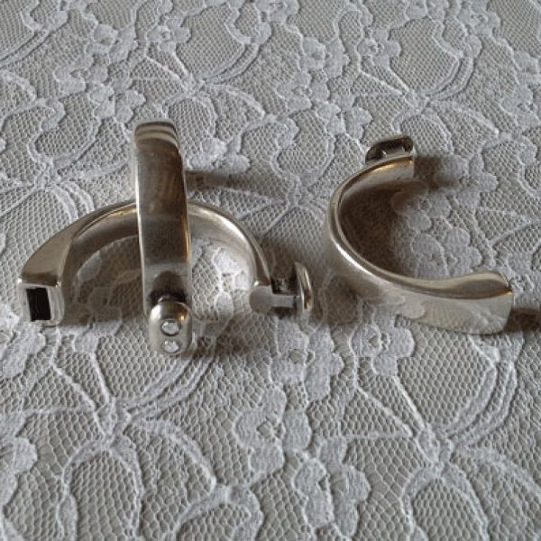 Meia Pulseira em Zamak 10 mm x 05 mm