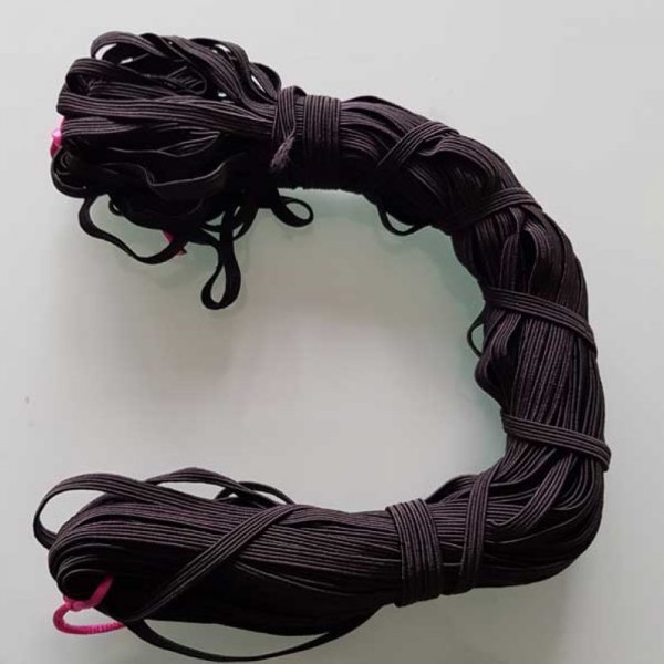 M&aacute;scara plana el&aacute;stica 5 mm preta n&deg;03 x 25 metros