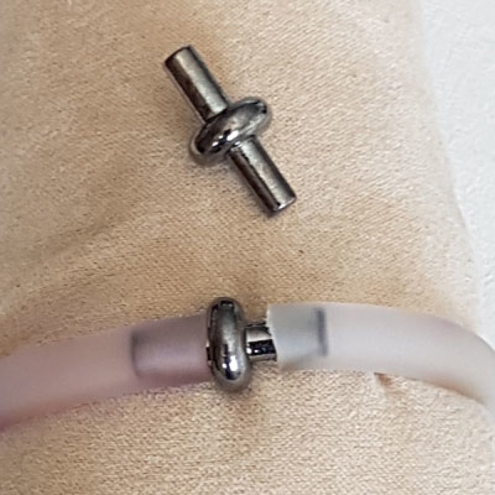 Fecho de metal para cordão de pvc oco 6,5 mm