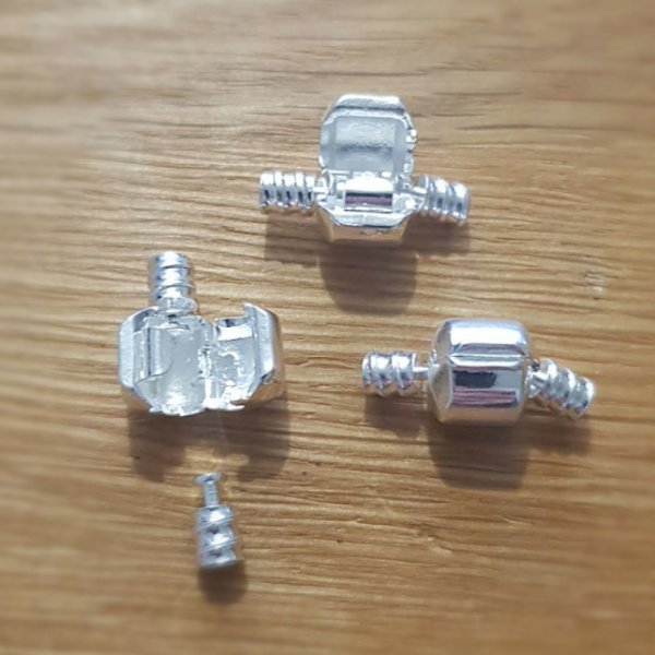 Fixador de clipe completo N&deg;03