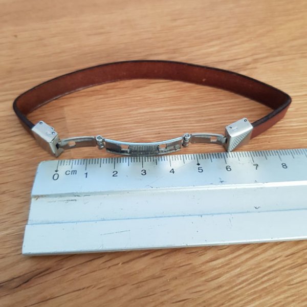 Clipe de garra para couro com 10 mm de largura N&deg;02