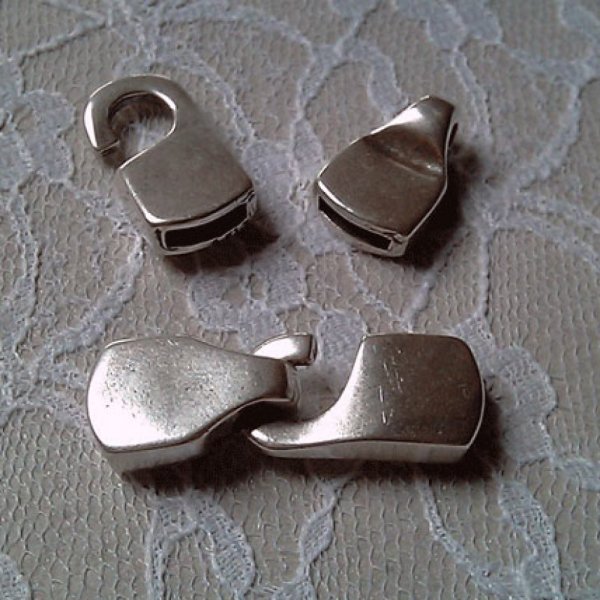 Fecho de gancho Zamak para couro 10 mm