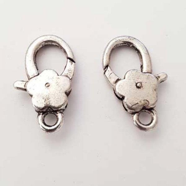 Fecho de lagosta de flor N&deg;05 Prata