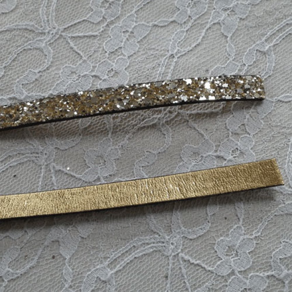 Bracelete dourada brilhante de 06 mm com forro de couro por 20 cm