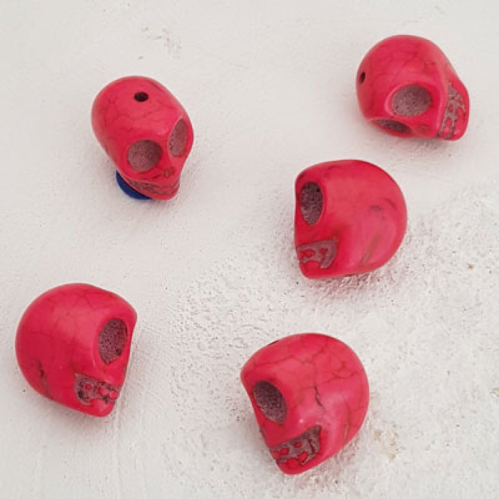 Lote 12 crânios de Howlite tingidos 18 mm