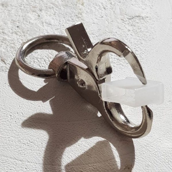 Conjunto de 2 fechos para porta-chaves N&deg;04