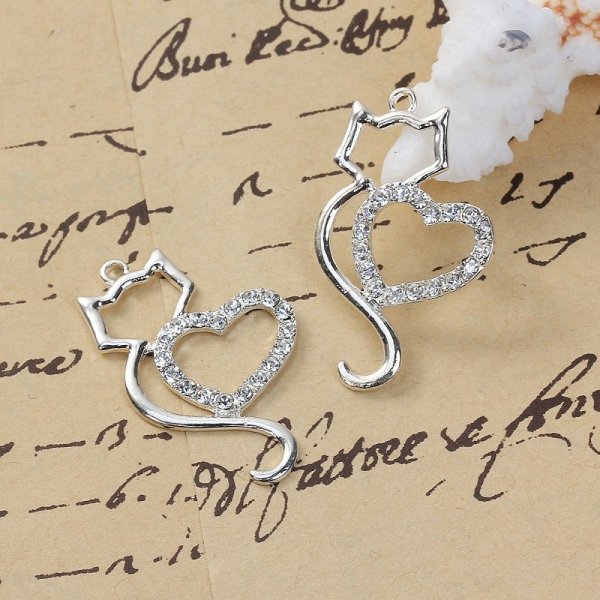 Conjunto de 3 Pendentes para gatos em liga de zinco N&deg;06 Prata Cora&ccedil;&atilde;o Strass Transparente 36 mm x 22 mm