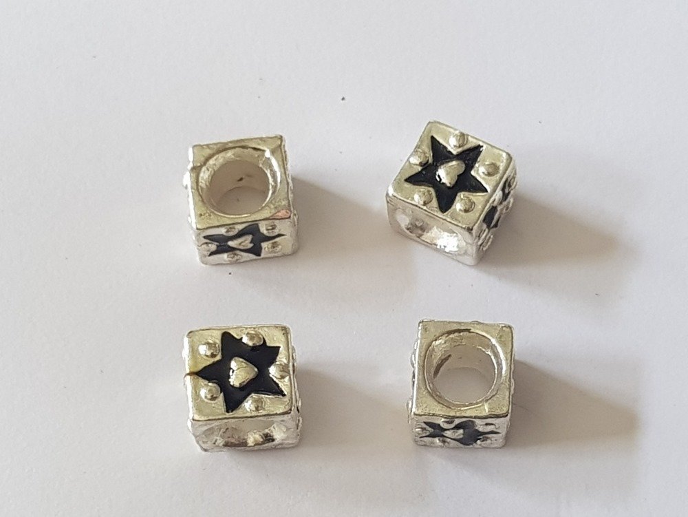 Compatível com Pearl No. 0584