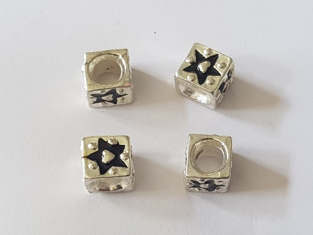 Compatível com Pearl No. 0584