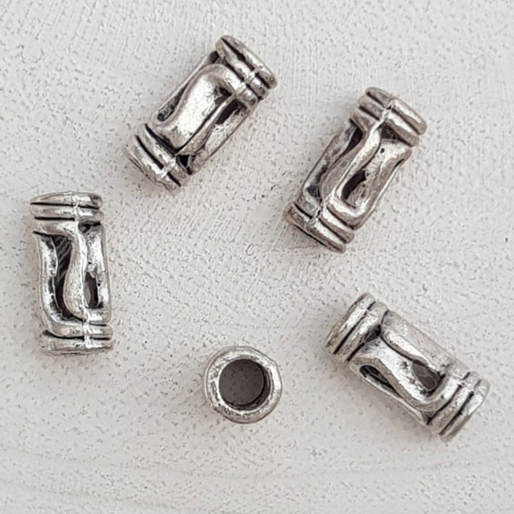 Conta tubular prateada N°09