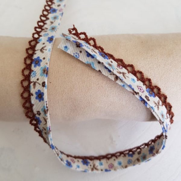 Fita de vi&eacute;s multi-floral e rendada N&deg;04