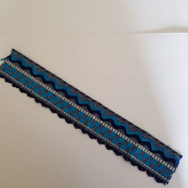 Fita de fantasia N&deg;015 por metro.