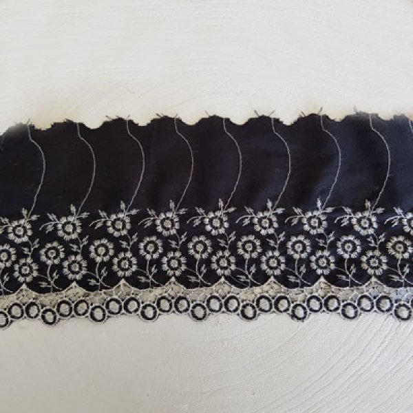 Fita de fantasia N&deg;040 por metro