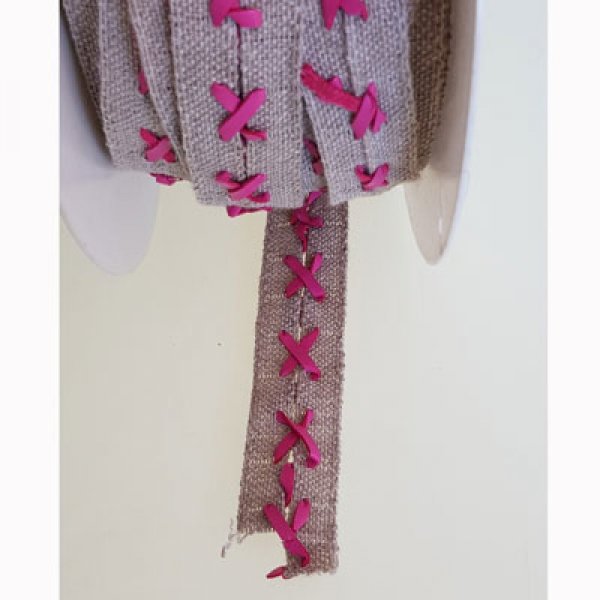 Fita de fantasia N&deg;072 por metro