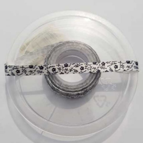 Ruban Galon 08 mm motif fantaisie fleur N&deg;02 Noir et Blanc