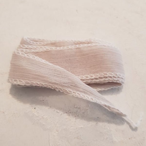 Fita de rayon tingida &agrave; m&atilde;o n.&ordm; 07