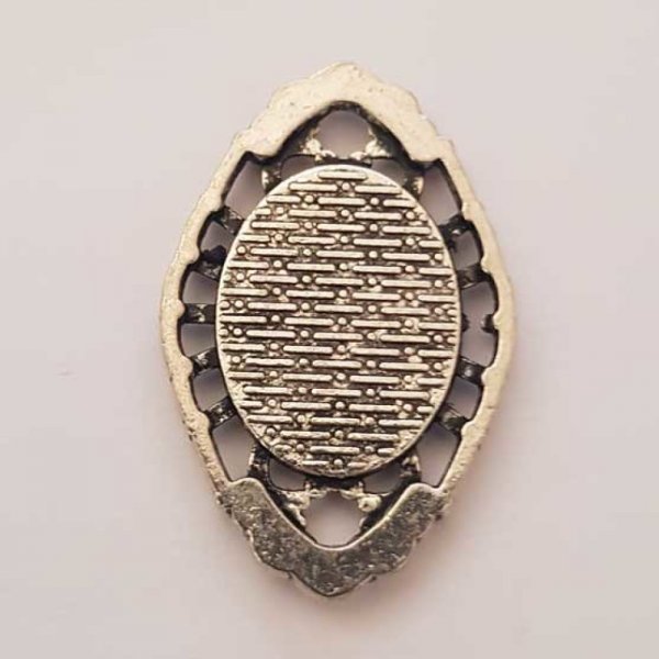 Support cabochon Ovale de 13 X 18 mm Argent Vieilli N&deg;01
