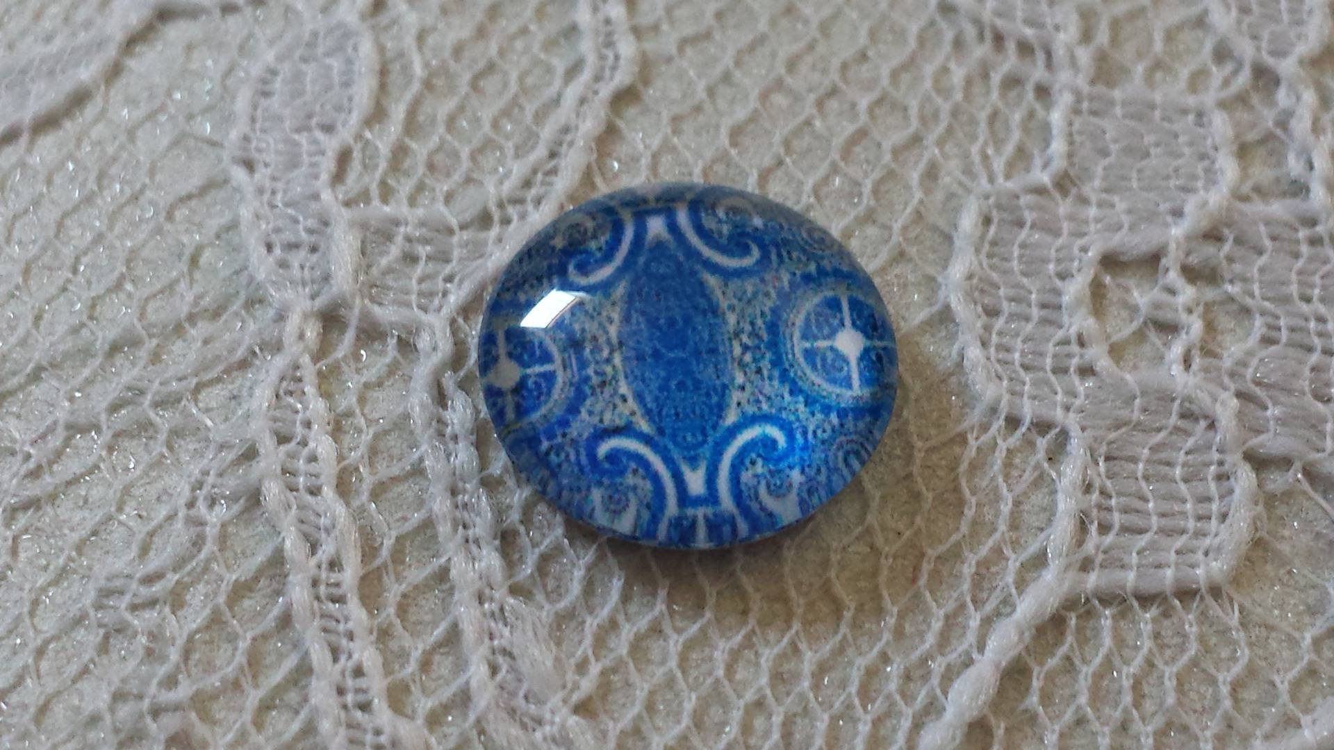 cabochão de vidro redondo 12mm flor azul 039 