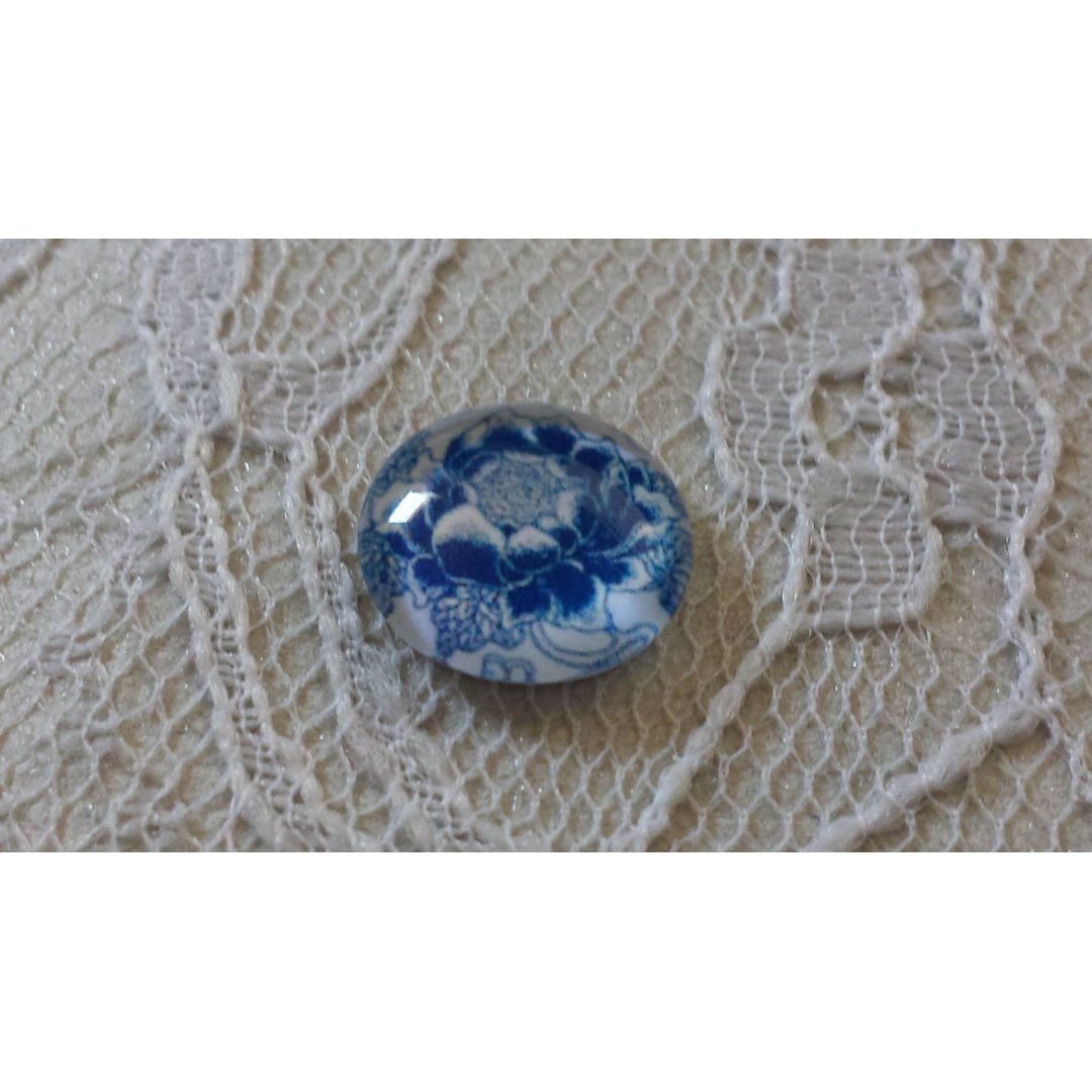 cabochão de vidro redondo 12mm flor azul 034 