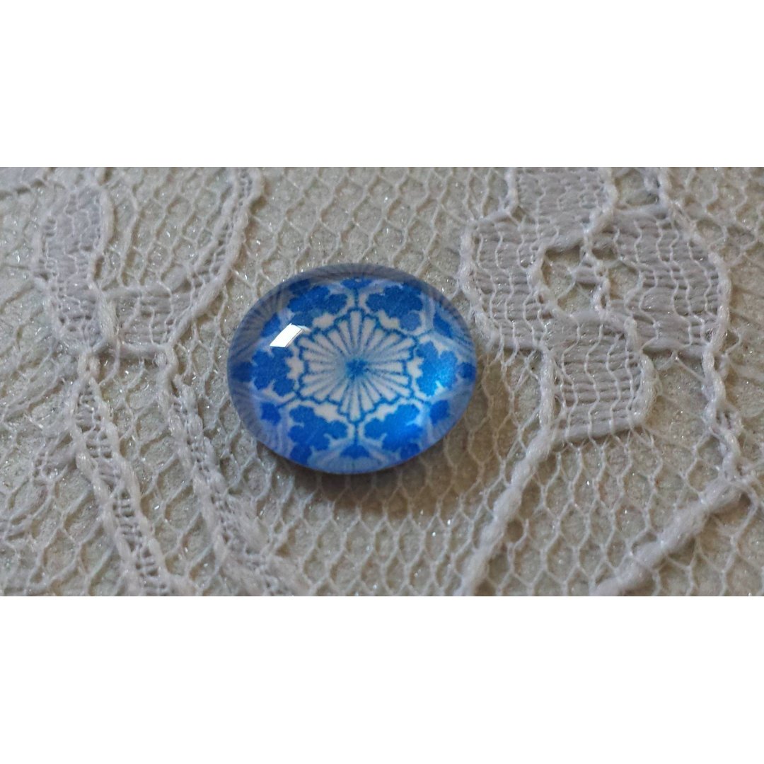cabochão de vidro redondo 12mm flor azul 031 