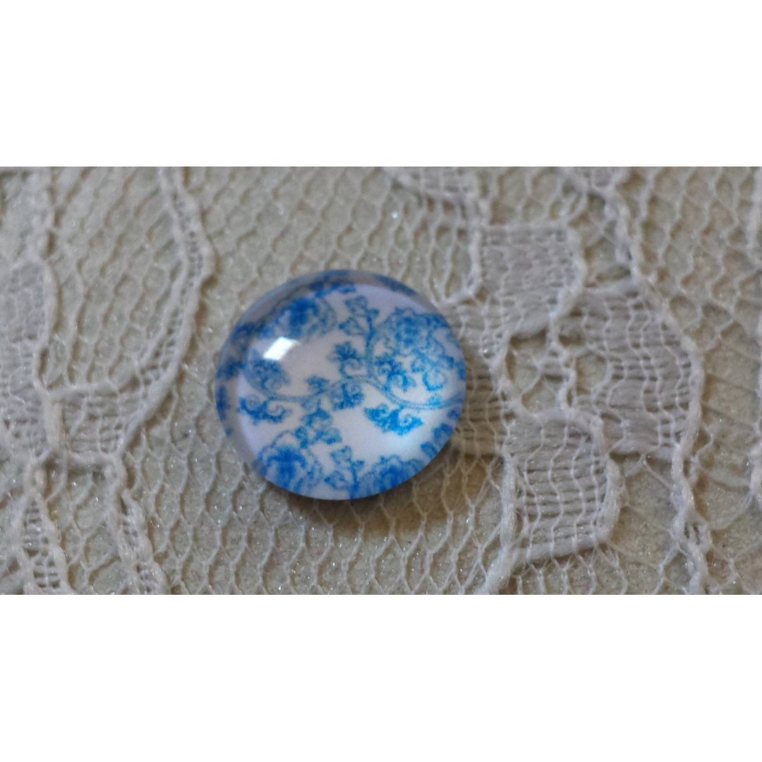 cabochão de vidro redondo 12mm flor azul 006 