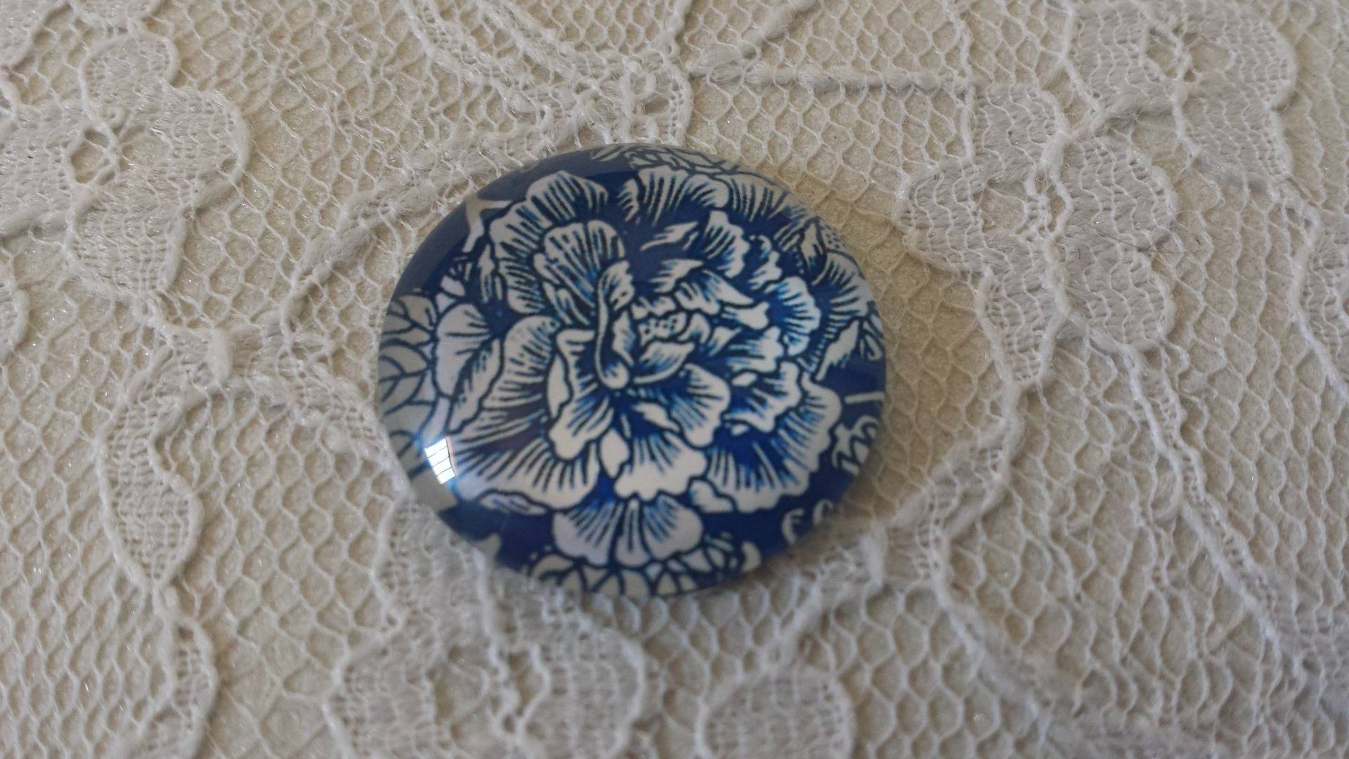 cabochão de vidro redondo 25mm flor 015 