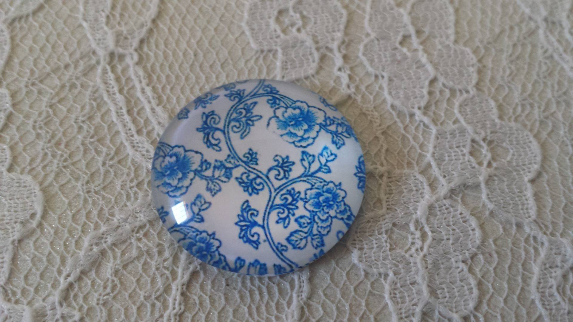 cabochão de vidro redondo 25mm flor 014 