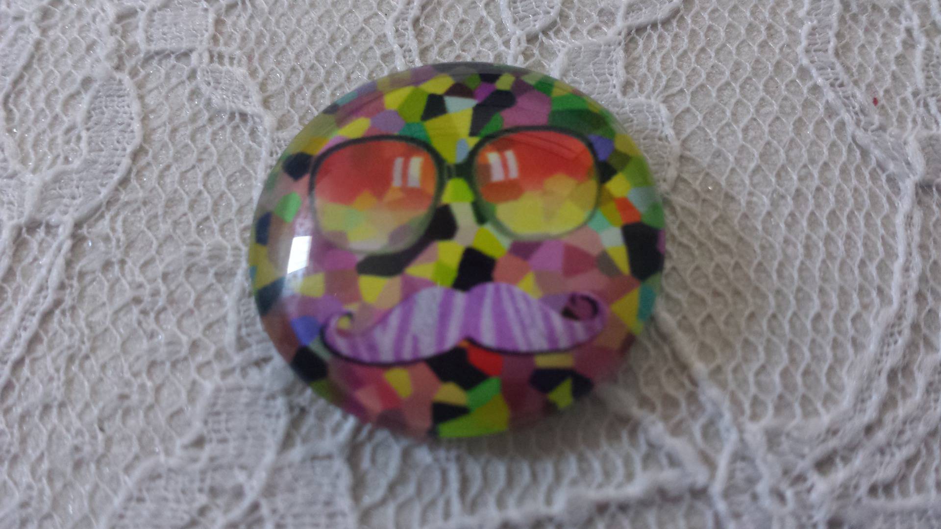 cabochão de vidro redondo 25mm bigode 040 