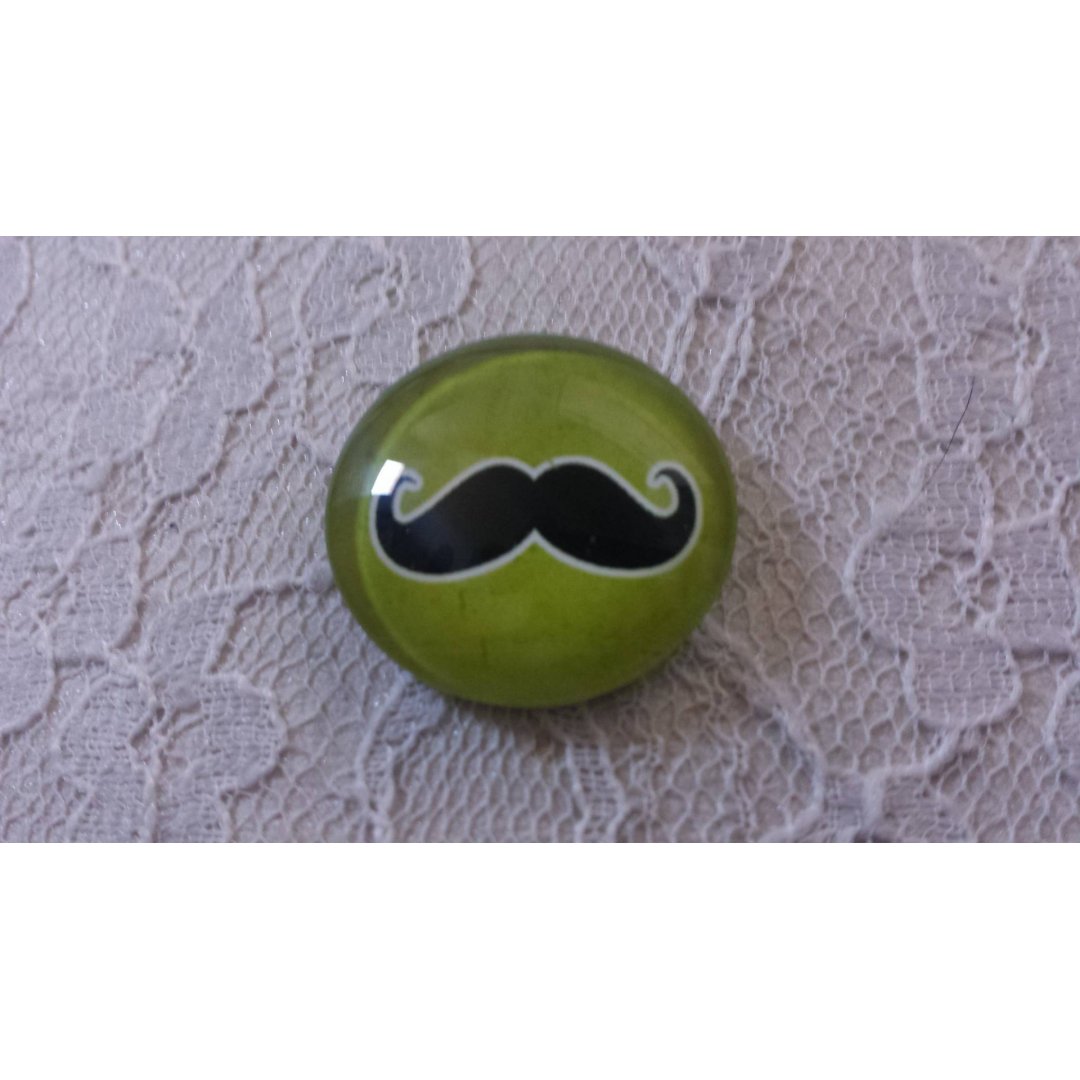 cabochão de vidro redondo 25mm bigode 034 