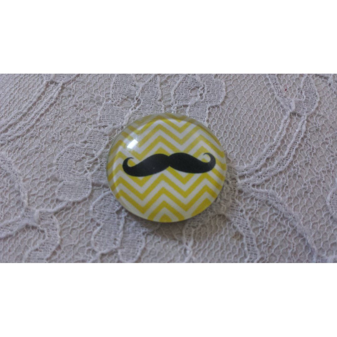 cabochão de vidro redondo 25mm bigode 033 
