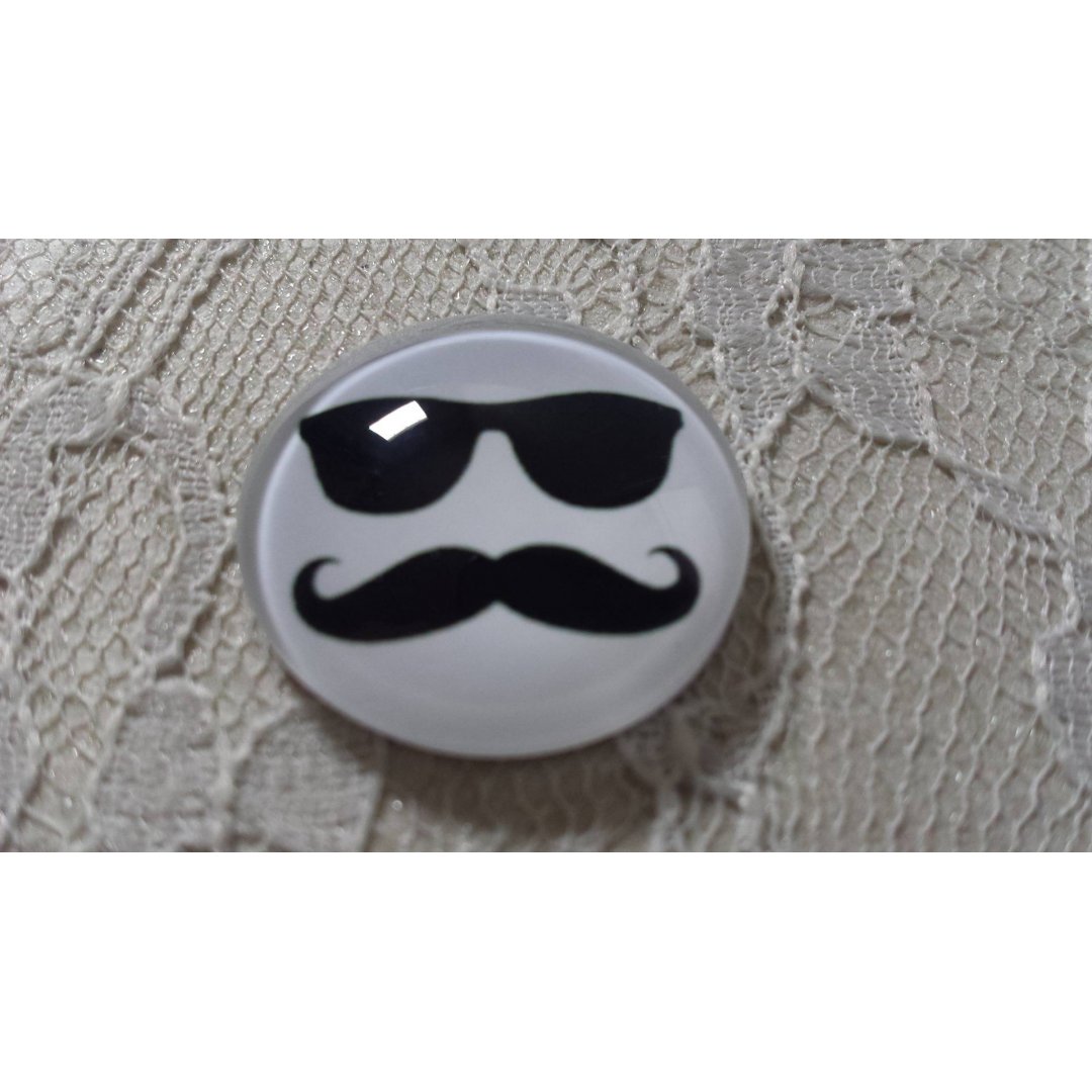 cabochão de vidro redondo 25mm bigode 012 