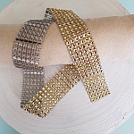 Fita de strass N°05 Ouro por 0,50 cm.