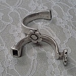 Meia Pulseira em Zamak 10 mm x 05 mm