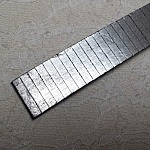 Couro rectangular prateado 20 mm por 20 cm