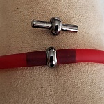 Fecho de metal para cordão de pvc oco 5 mm