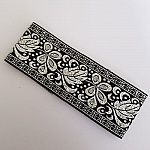 Fita de fantasia N°002 por 22 cm.