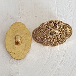 Botão dourado oval de 30 mm N°13