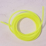 1 metro de cordão de pvc oco de 2 mm em amarelo fluorescente.