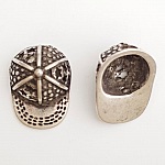 Chapéu Charm N°07 em zamak