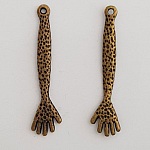 Arm Charm N°03 'braço e mão' x 2 peças