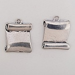 Pendente de livro Pergaminho grimoire N°02 Prateado.