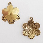 Pendente Flor em Metal N°021 Ouro Velho