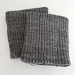 Punhos ou fundo das calças com nervuras Cinzento